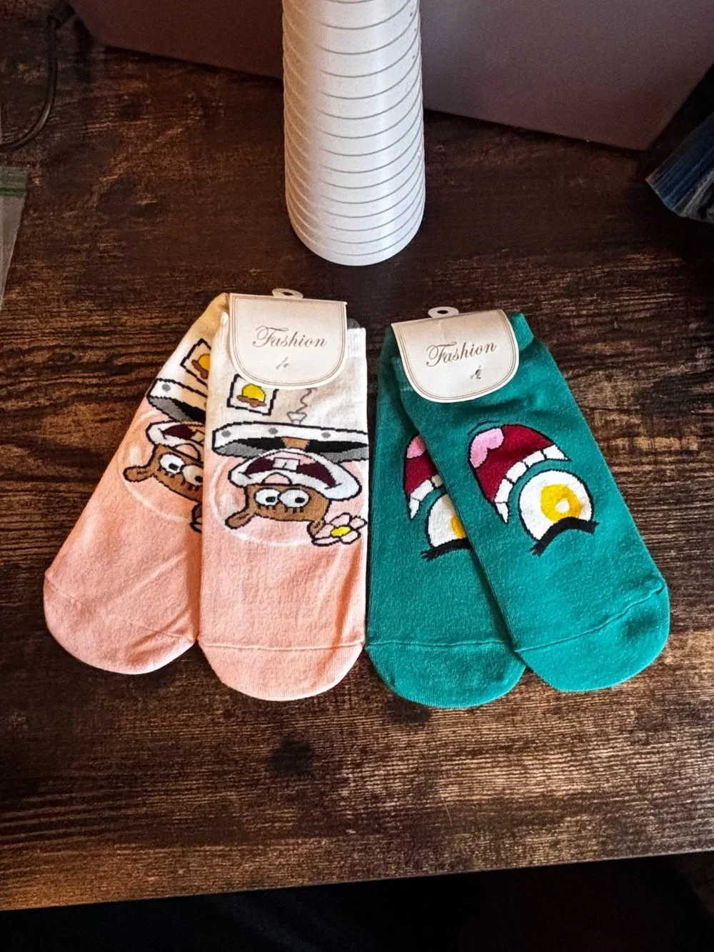 SpongeBob Friends Cartoon Crew Socks - Pink &‎ Green 2 pairs